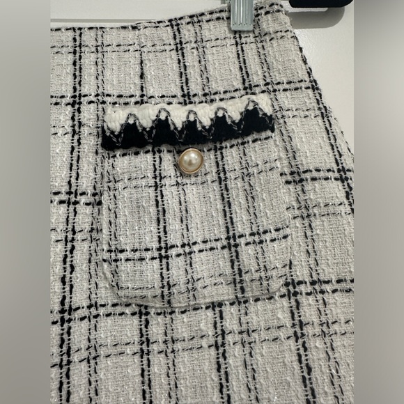 Amazon White & Black Chic Tweed Mini Skirt with Pocket Details Winter Holiday S - Picture 8 of 10